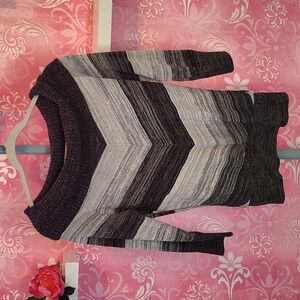 Iz Byer Black and Gray Chevron Turtleneck Sweater